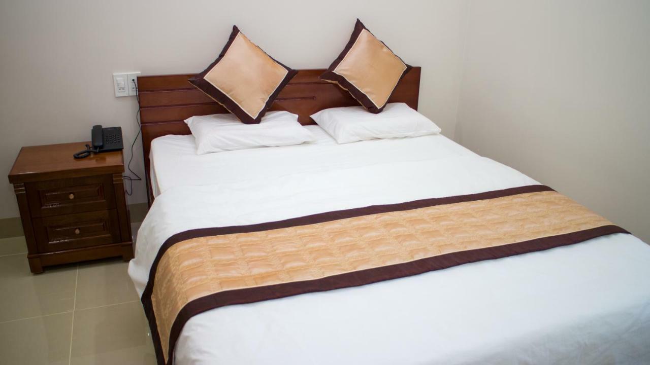 פלייקו Hotel Nguyen Phuoc מראה חיצוני תמונה